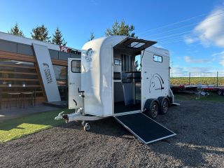 ☝Novinka podzimu 2023! 🎄 Cheval Liberte Touring Country XL 🔝 Větší bratr osvědčeného modelu Touring Country s přední...